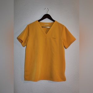 Mandala One Pocket Scrub Top in Honey